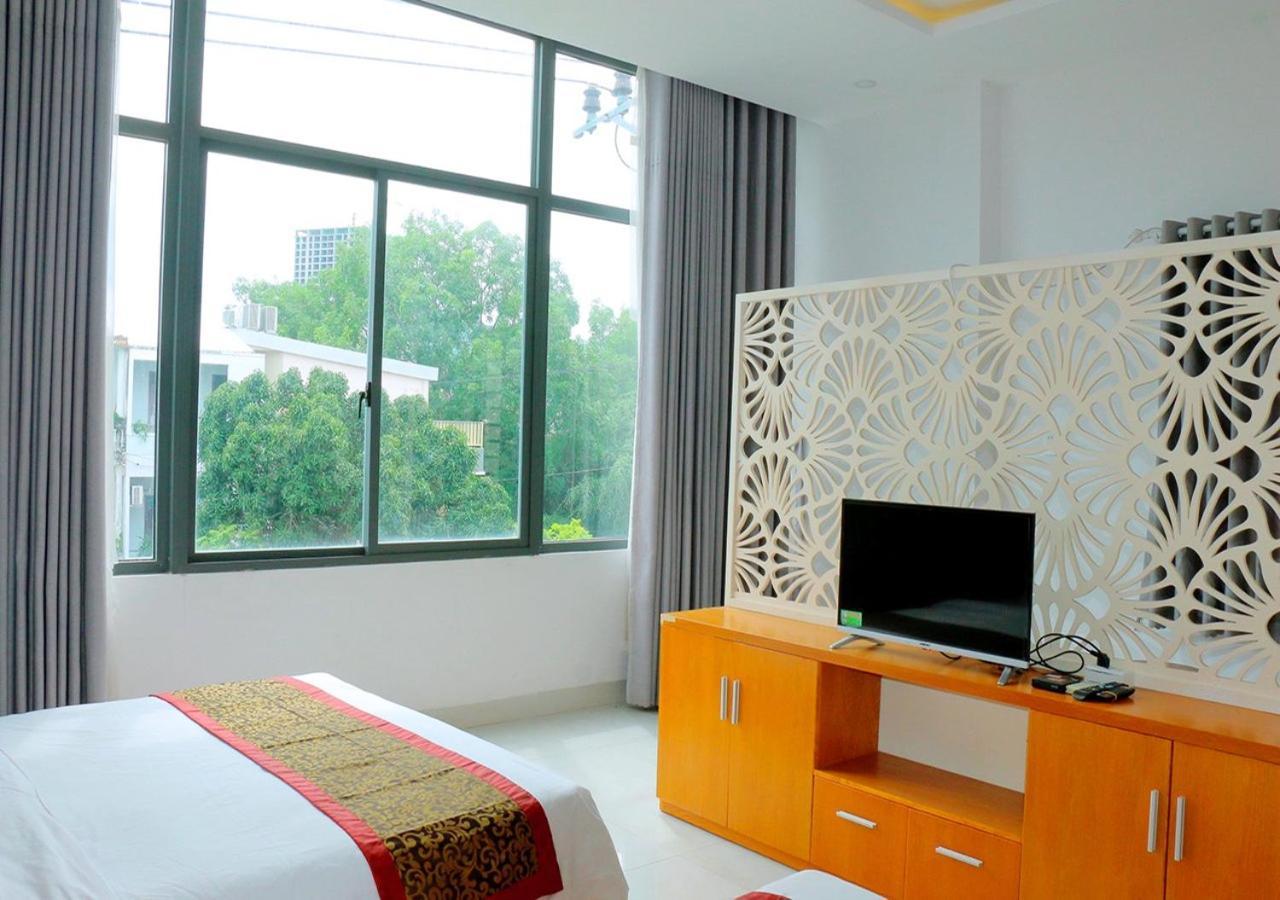 Khach San Pho Ngoc Hotell Nha Trang Exteriör bild