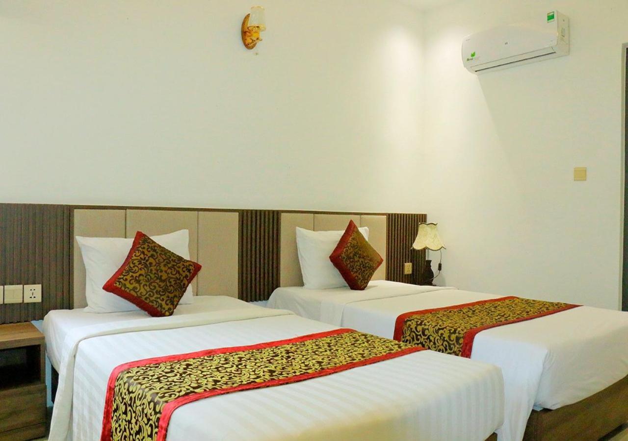 Khach San Pho Ngoc Hotell Nha Trang Exteriör bild