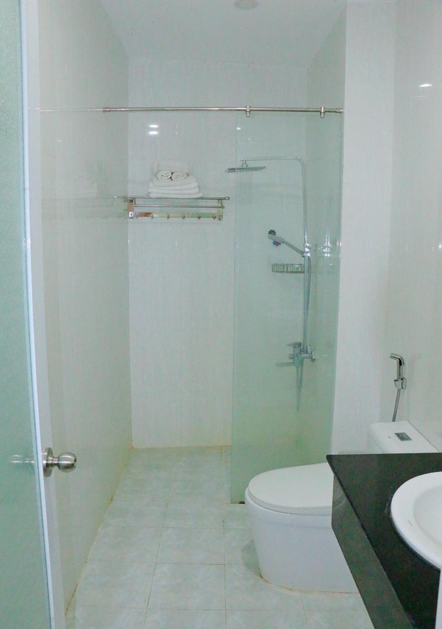 Khach San Pho Ngoc Hotell Nha Trang Exteriör bild