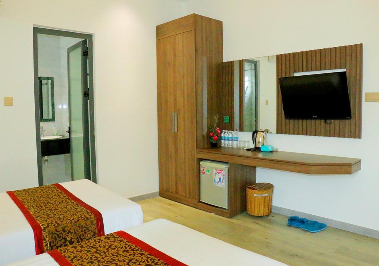 Khach San Pho Ngoc Hotell Nha Trang Exteriör bild