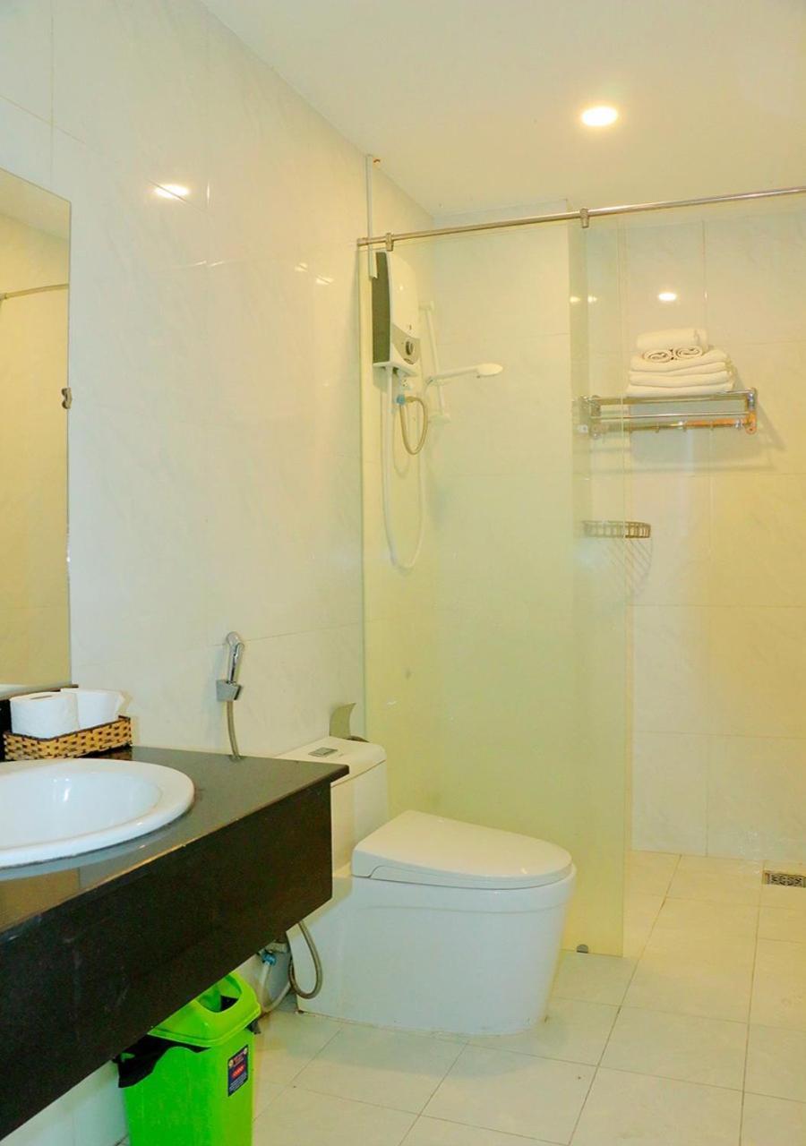 Khach San Pho Ngoc Hotell Nha Trang Exteriör bild