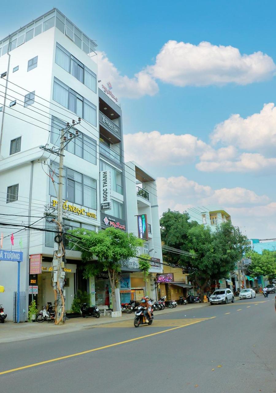 Khach San Pho Ngoc Hotell Nha Trang Exteriör bild