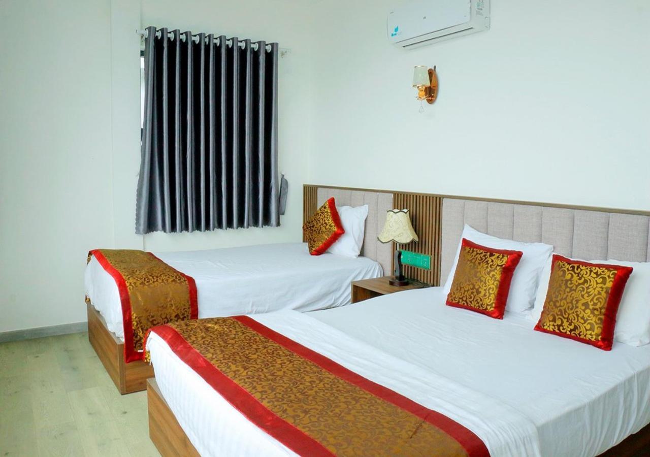 Khach San Pho Ngoc Hotell Nha Trang Exteriör bild